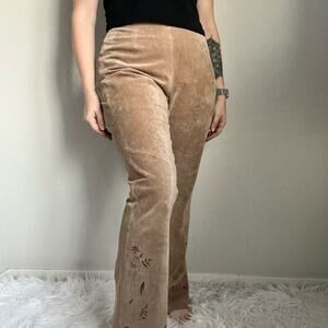 Vintage Margaret Godfrey Floral Embroidered Tan Genuine Suede Pants Size 12